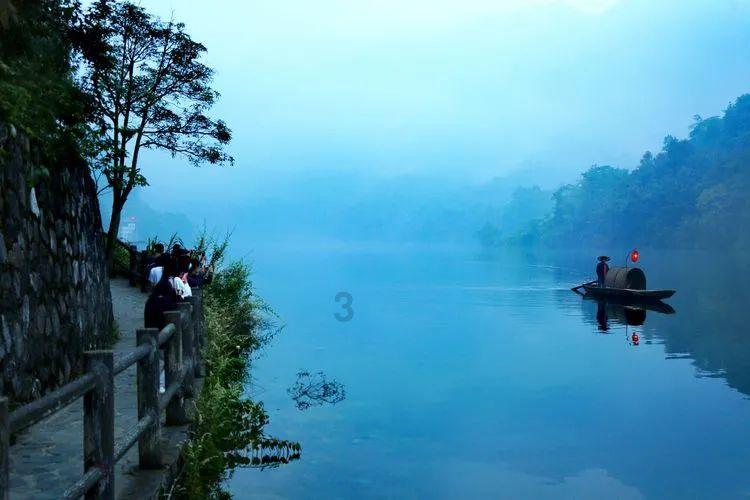 逃离水虎鱼湖