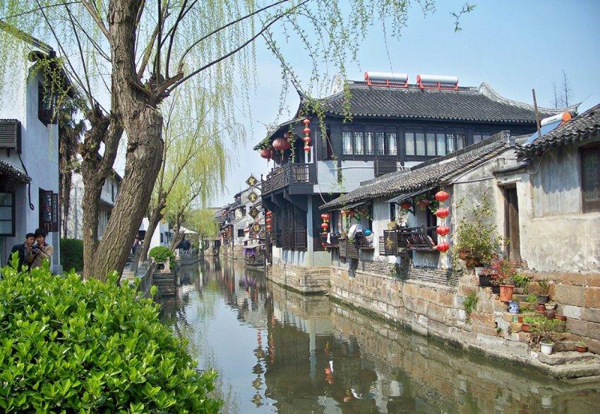 2023年西藏消费市场稳步回升旅游市场持续升温